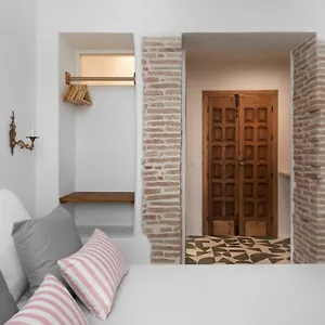 https://das-amara-farah-in-der-altstadt-von-frigiliana.es-andalucia.com